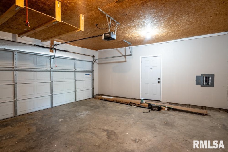 865 Stardust Drive, Herrin, Illinois 62948, 3 Bedrooms Bedrooms, 0 ,2 BathroomsBathrooms,Residential,For Sale,Stardust,0,RMAQC4265907