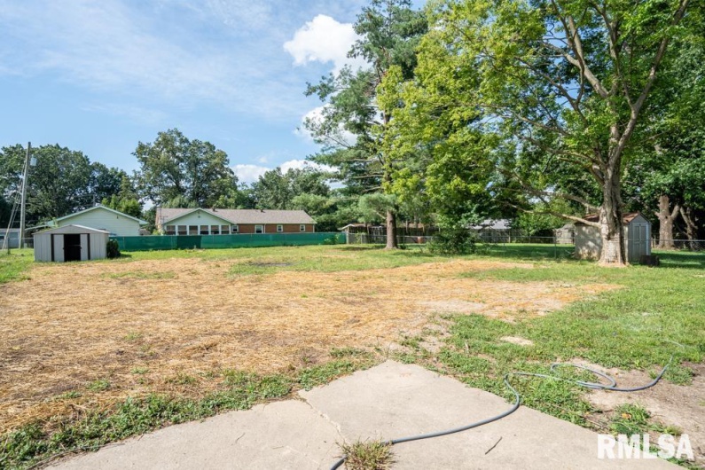 865 Stardust Drive, Herrin, Illinois 62948, 3 Bedrooms Bedrooms, 0 ,2 BathroomsBathrooms,Residential,For Sale,Stardust,0,RMAQC4265907