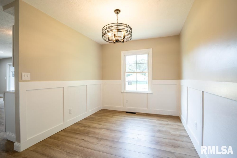 865 Stardust Drive, Herrin, Illinois 62948, 3 Bedrooms Bedrooms, 0 ,2 BathroomsBathrooms,Residential,For Sale,Stardust,0,RMAQC4265907