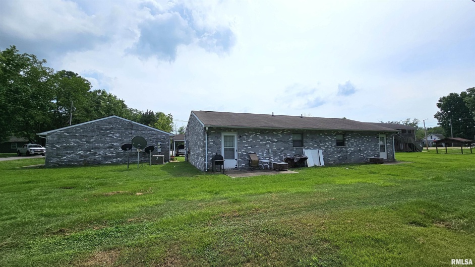 1006 Griggs Street, Marion, Illinois 62959, 0 , 0 ,0,Residential Income,For Sale,Griggs,0,RMAEB459081