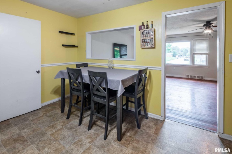 1607 Turnage Lane, Marion, Illinois 62959, 4 Bedrooms Bedrooms, 0 ,2 BathroomsBathrooms,Residential,For Sale,Turnage,0,RMAQC4264590
