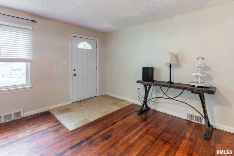 1607 Turnage Lane, Marion, Illinois 62959, 4 Bedrooms Bedrooms, 0 ,2 BathroomsBathrooms,Residential,For Sale,Turnage,0,RMAQC4264590