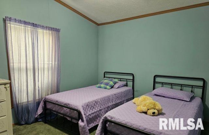 614 COLLEGE Street, Harrisburg, Illinois 62946, 3 Bedrooms Bedrooms, 0 ,2 BathroomsBathrooms,Residential,For Sale,COLLEGE,0,RMAEB459082