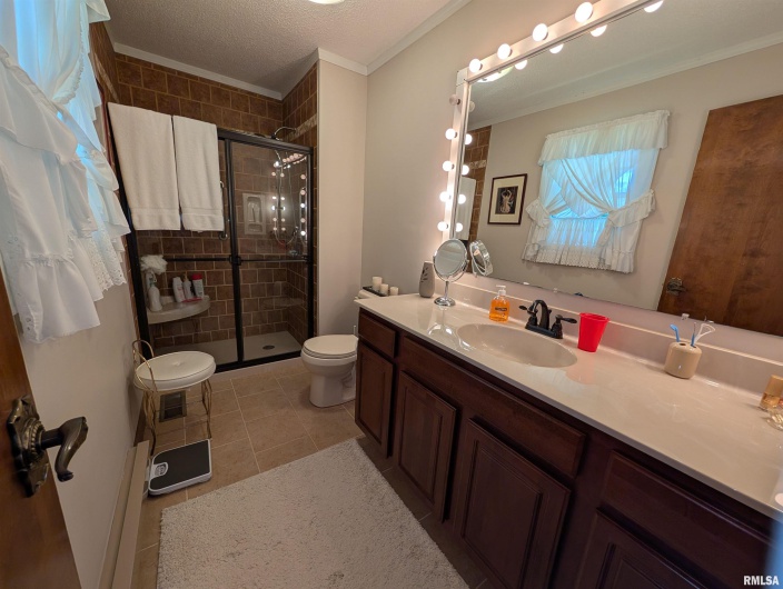 1425 COFFEE Road, Raleigh, Illinois 62977, 3 Bedrooms Bedrooms, 0 ,2 BathroomsBathrooms,Residential,For Sale,COFFEE,0,RMAQC4264820