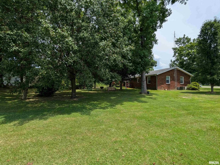 1425 COFFEE Road, Raleigh, Illinois 62977, 3 Bedrooms Bedrooms, 0 ,2 BathroomsBathrooms,Residential,For Sale,COFFEE,0,RMAQC4264820