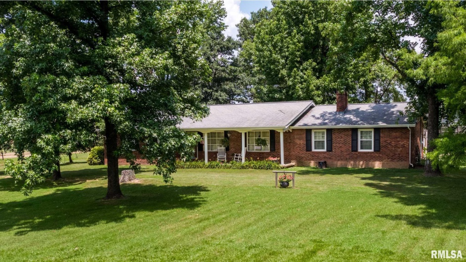 1425 COFFEE Road, Raleigh, Illinois 62977, 3 Bedrooms Bedrooms, 0 ,2 BathroomsBathrooms,Residential,For Sale,COFFEE,0,RMAQC4264820