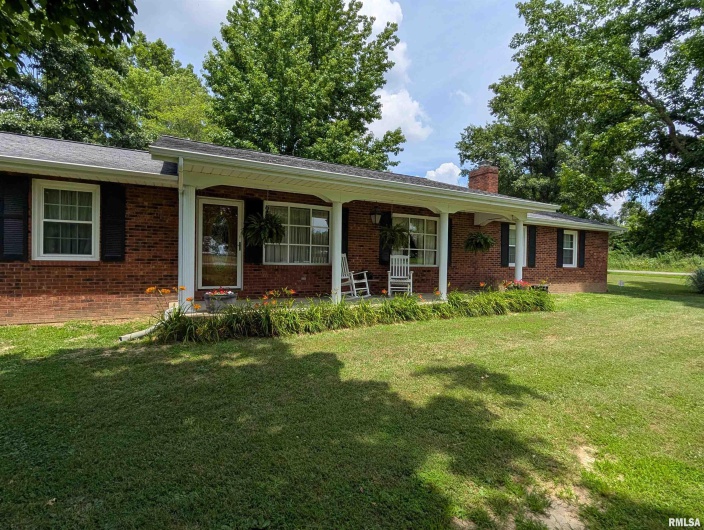 1425 COFFEE Road, Raleigh, Illinois 62977, 3 Bedrooms Bedrooms, 0 ,2 BathroomsBathrooms,Residential,For Sale,COFFEE,0,RMAQC4264820