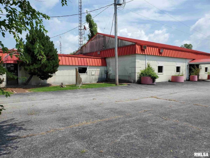 404 COMMERCIAL Street, Harrisburg, Illinois 62946, 0 , 0 ,0,Commercial Sale,For Sale,COMMERCIAL,0,RMAEB459095
