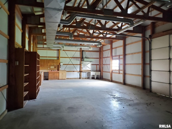 404 COMMERCIAL Street, Harrisburg, Illinois 62946, 0 , 0 ,0,Commercial Sale,For Sale,COMMERCIAL,0,RMAEB459095