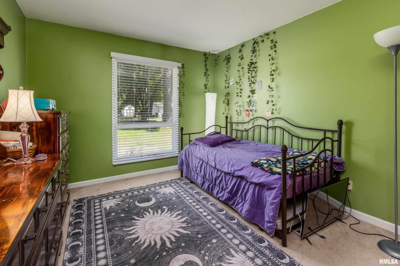3103 WOODLAWN Place, Marion, Illinois 62959, 3 Bedrooms Bedrooms, 0 ,2 BathroomsBathrooms,Residential,For Sale,WOODLAWN,0,RMAQC4265967
