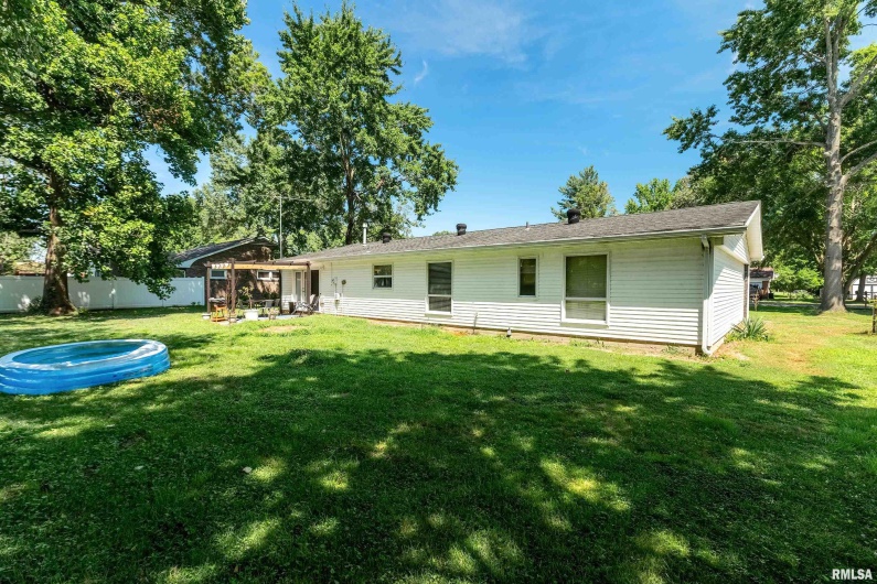 3103 WOODLAWN Place, Marion, Illinois 62959, 3 Bedrooms Bedrooms, 0 ,2 BathroomsBathrooms,Residential,For Sale,WOODLAWN,0,RMAQC4265967