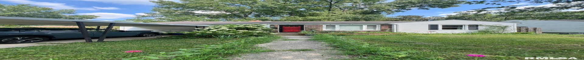 Residential For Sale 901 JOHNSON Avenue, Carbondale, Illinois 62901, 3 Bedrooms Bedrooms, 0 ,2 BathroomsBathrooms,Residential,For Sale,JOHNSON,0,RMAEB459100