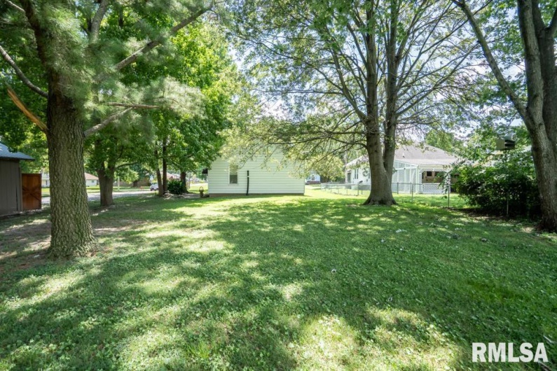 1206 BOULEVARD Street, Marion, Illinois 62959, 2 Bedrooms Bedrooms, 0 ,1 BathroomBathrooms,Residential,For Sale,BOULEVARD,0,RMAQC4266017