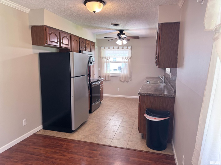 950 Old Route 146 Loop, Vienna, Illinois 62995, 2 Bedrooms Bedrooms, 0 ,2 BathroomsBathrooms,Residential,For Sale,Old Route 146,0,RMAEB458277