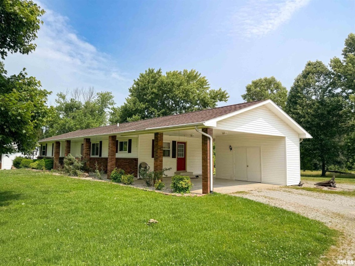 950 Old Route 146 Loop, Vienna, Illinois 62995, 2 Bedrooms Bedrooms, 0 ,2 BathroomsBathrooms,Residential,For Sale,Old Route 146,0,RMAEB458277