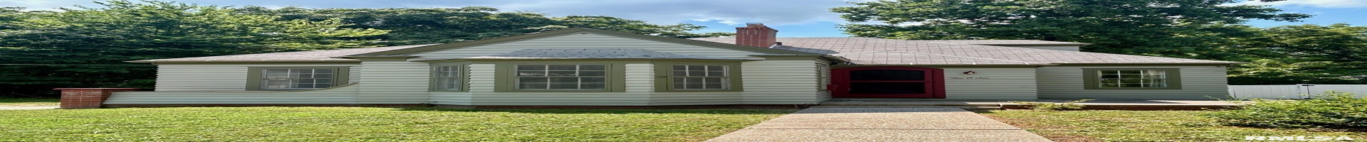 Residential For Sale 206 MAPLE Street, Carbondale, Illinois 62901, 3 Bedrooms Bedrooms, 0 ,1 BathroomBathrooms,Residential,For Sale,MAPLE,0,RMAEB459135