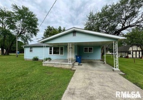 206 CHESTNUT, Cambria, Illinois 62915, 3 Bedrooms Bedrooms, 0 ,1 BathroomBathrooms,Residential,For Sale,CHESTNUT,0,RMAQC4262749