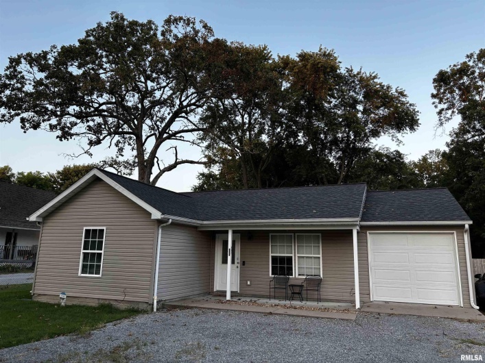 507 MAPLE Street, Cambria, Illinois 62915, 3 Bedrooms Bedrooms, 0 ,2 BathroomsBathrooms,Residential,For Sale,MAPLE,0,RMAEB459144