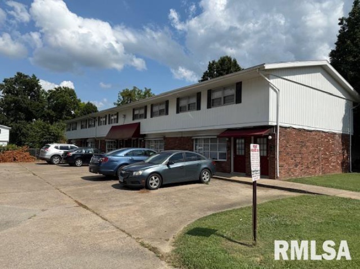 505 POPLAR Street, Carbondale, Illinois 62901, 0 , 0 ,0,Residential Income,For Sale,POPLAR,0,RMAEB459149