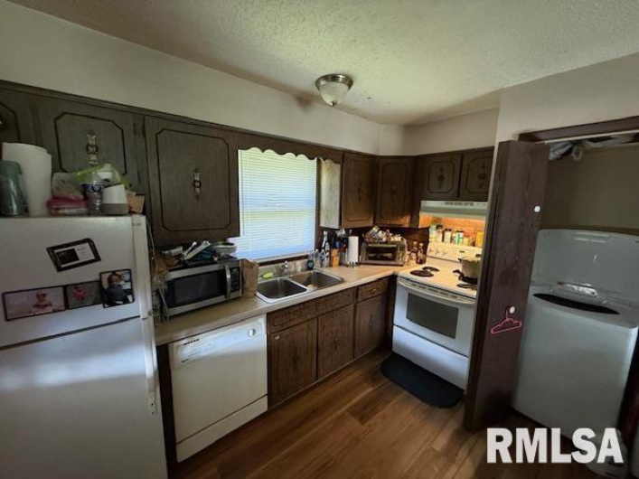 109 Highlander Drive, Carbondale, Illinois 62903, 0 , 0 ,0,Residential Income,For Sale,Highlander,0,RMAEB459153