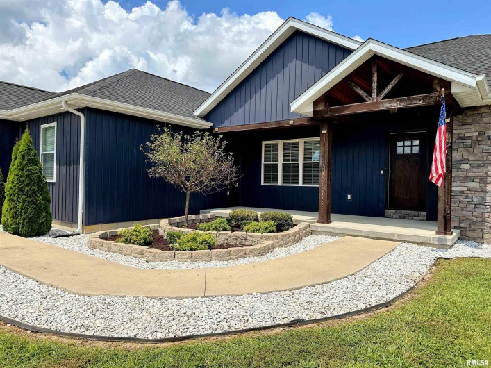 1106 FALCON Court, Carterville, Illinois 62918, 3 Bedrooms Bedrooms, 0 ,2 BathroomsBathrooms,Residential,For Sale,FALCON,0,RMAEB459154
