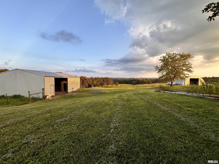 470 WASHINGTON Lane, New Burnside, Illinois 62967, 3 Bedrooms Bedrooms, 0 ,2 BathroomsBathrooms,Residential,For Sale,WASHINGTON,0,RMAEB459156