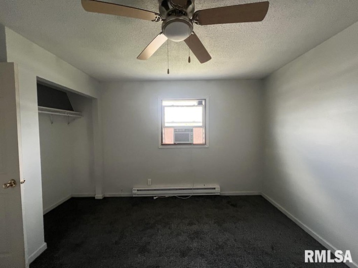 9213 LEISURE Lane, Marion, Illinois 62959, 0 , 0 ,0,Residential Income,For Sale,LEISURE,0,RMAQC4266119