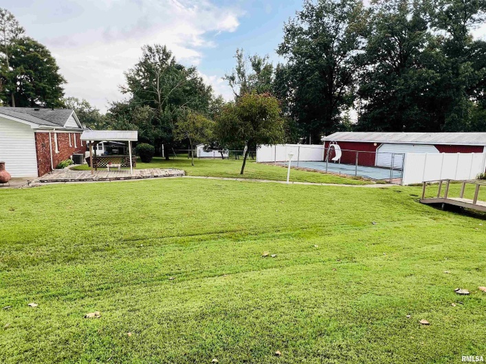 1116 LATHAM Street, Eldorado, Illinois 62930, 3 Bedrooms Bedrooms, 0 ,2 BathroomsBathrooms,Residential,For Sale,LATHAM,0,RMAEB459162