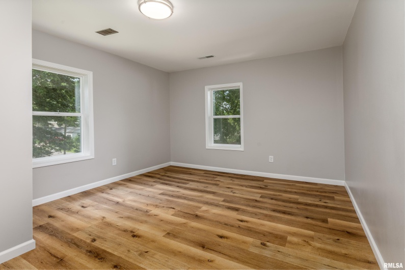603 CARTER Street, Marion, Illinois 62959, 3 Bedrooms Bedrooms, 0 ,3 BathroomsBathrooms,Residential,For Sale,CARTER,0,RMAEB459171