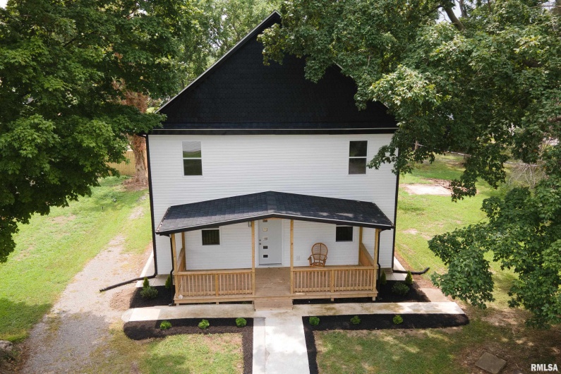 603 CARTER Street, Marion, Illinois 62959, 3 Bedrooms Bedrooms, 0 ,3 BathroomsBathrooms,Residential,For Sale,CARTER,0,RMAEB459171