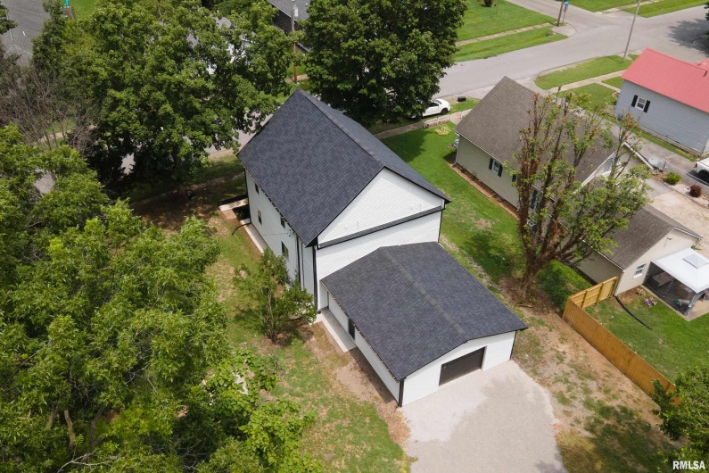 603 CARTER Street, Marion, Illinois 62959, 3 Bedrooms Bedrooms, 0 ,3 BathroomsBathrooms,Residential,For Sale,CARTER,0,RMAEB459171