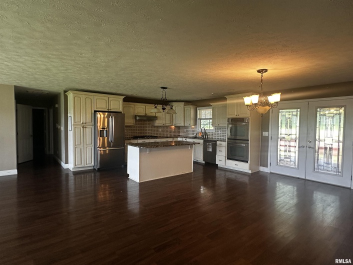 6252 Arbuckle Lane, Marion, Illinois 62959, 4 Bedrooms Bedrooms, 0 ,2 BathroomsBathrooms,Residential,For Sale,Arbuckle,0,RMAEB459173