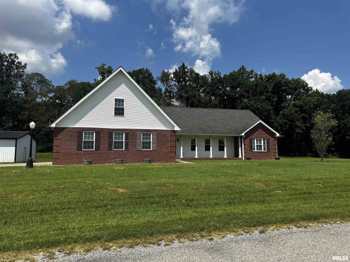 6252 Arbuckle Lane, Marion, Illinois 62959, 4 Bedrooms Bedrooms, 0 ,2 BathroomsBathrooms,Residential,For Sale,Arbuckle,0,RMAEB459173