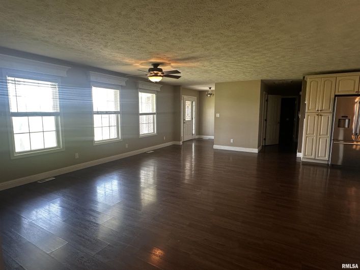 6252 Arbuckle Lane, Marion, Illinois 62959, 4 Bedrooms Bedrooms, 0 ,2 BathroomsBathrooms,Residential,For Sale,Arbuckle,0,RMAEB459173