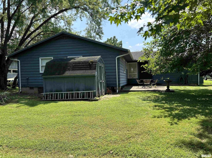 620 INDIAN HILL Drive, Herrin, Illinois 62948, 3 Bedrooms Bedrooms, 0 ,2 BathroomsBathrooms,Residential,For Sale,INDIAN HILL,0,RMAEB459176