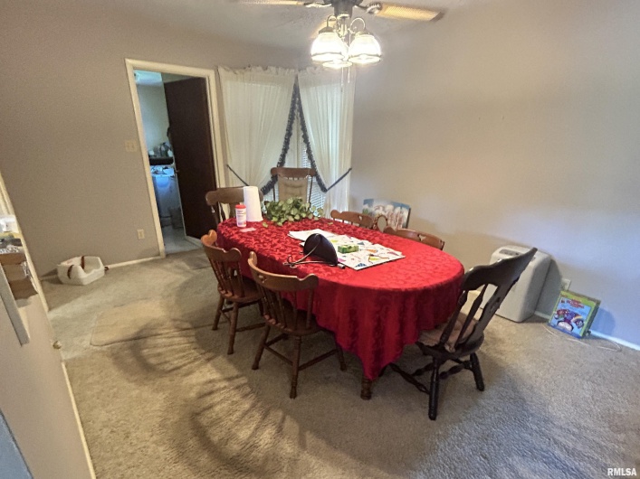 620 INDIAN HILL Drive, Herrin, Illinois 62948, 3 Bedrooms Bedrooms, 0 ,2 BathroomsBathrooms,Residential,For Sale,INDIAN HILL,0,RMAEB459176