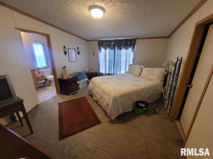 315 3RD Avenue, Grand Tower, Illinois 62942, 3 Bedrooms Bedrooms, 0 ,2 BathroomsBathrooms,Residential,For Sale,3RD,0,RMAEB459177