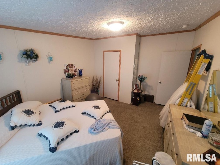 315 3RD Avenue, Grand Tower, Illinois 62942, 3 Bedrooms Bedrooms, 0 ,2 BathroomsBathrooms,Residential,For Sale,3RD,0,RMAEB459177