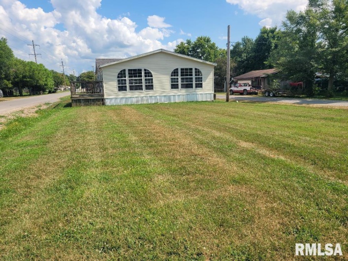 315 3RD Avenue, Grand Tower, Illinois 62942, 3 Bedrooms Bedrooms, 0 ,2 BathroomsBathrooms,Residential,For Sale,3RD,0,RMAEB459177