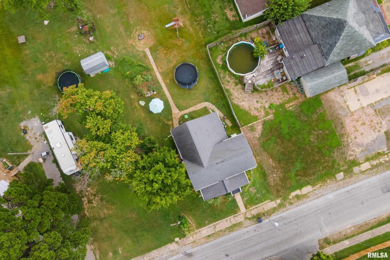 1320 HOBSON Street, Harrisburg, Illinois 62946, 3 Bedrooms Bedrooms, 0 ,1 BathroomBathrooms,Residential,For Sale,HOBSON,0,RMAQC4266188