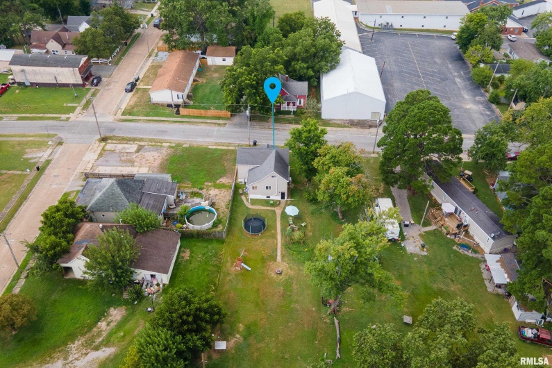 1320 HOBSON Street, Harrisburg, Illinois 62946, 3 Bedrooms Bedrooms, 0 ,1 BathroomBathrooms,Residential,For Sale,HOBSON,0,RMAQC4266188
