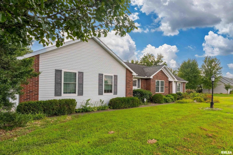 401 Bogie Drive, Herrin, Illinois 62948, 3 Bedrooms Bedrooms, 0 ,2 BathroomsBathrooms,Residential,For Sale,Bogie,0,RMAQC4266192