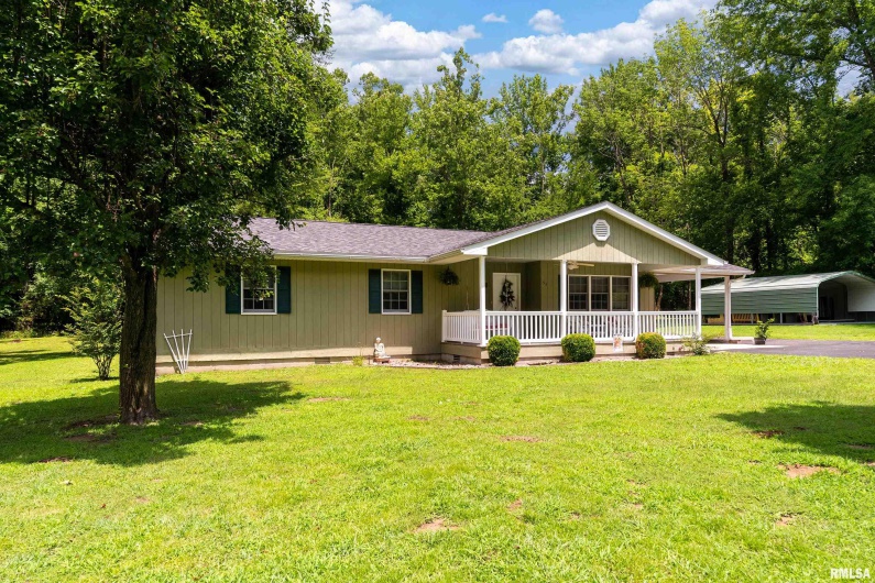 53 Tippy Road, Murphysboro, Illinois 62966, 3 Bedrooms Bedrooms, 0 ,2 BathroomsBathrooms,Residential,For Sale,Tippy,0,RMAEB458923