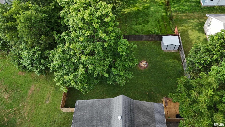 1004 Chesnut Street, Marion, Illinois 62959, 2 Bedrooms Bedrooms, 0 ,1 BathroomBathrooms,Residential,For Sale,Chesnut,0,RMAEB459182