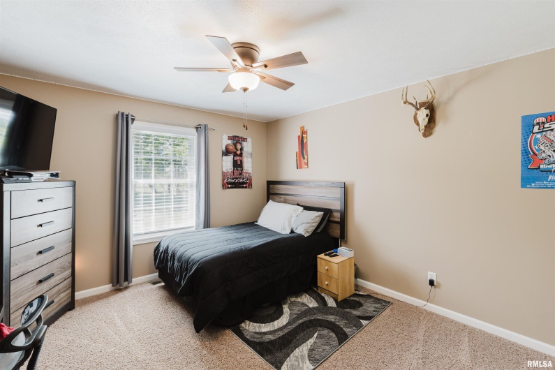 10625 Route 166, Marion, Illinois 62959, 4 Bedrooms Bedrooms, 0 ,2 BathroomsBathrooms,Residential,For Sale,Route 166,0,RMAEB459183