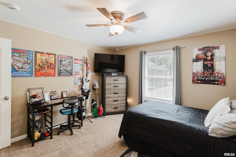 10625 Route 166, Marion, Illinois 62959, 4 Bedrooms Bedrooms, 0 ,2 BathroomsBathrooms,Residential,For Sale,Route 166,0,RMAEB459183