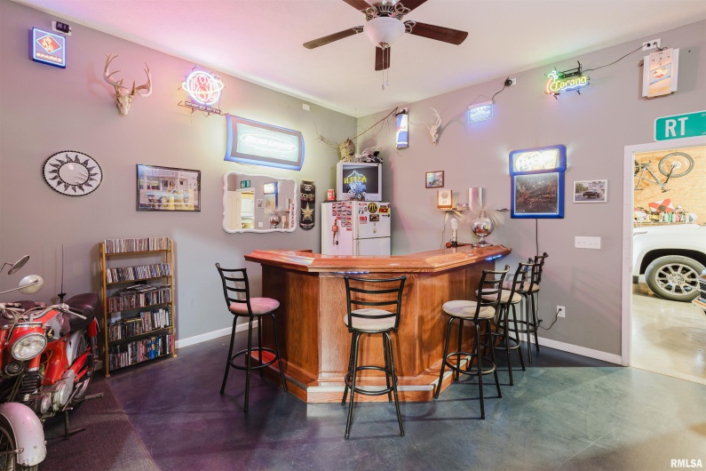 10625 Route 166, Marion, Illinois 62959, 4 Bedrooms Bedrooms, 0 ,2 BathroomsBathrooms,Residential,For Sale,Route 166,0,RMAEB459183