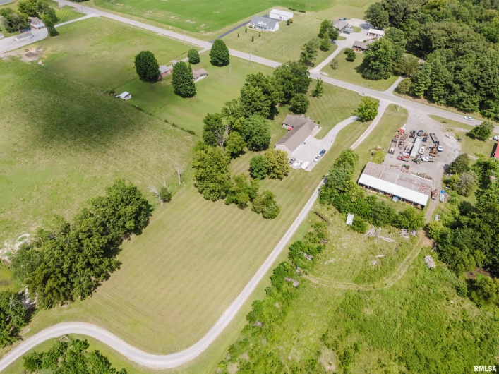 10625 Route 166, Marion, Illinois 62959, 4 Bedrooms Bedrooms, 0 ,2 BathroomsBathrooms,Residential,For Sale,Route 166,0,RMAEB459183