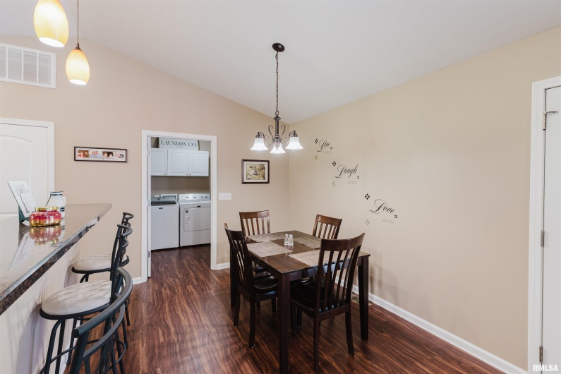 10625 Route 166, Marion, Illinois 62959, 4 Bedrooms Bedrooms, 0 ,2 BathroomsBathrooms,Residential,For Sale,Route 166,0,RMAEB459183