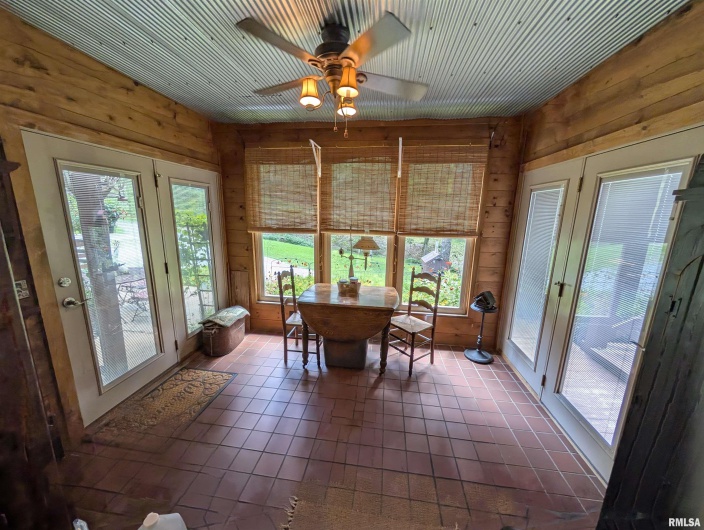 1400 Womble Road, Harrisburg, Illinois 62946, 3 Bedrooms Bedrooms, 0 ,2 BathroomsBathrooms,Residential,For Sale,Womble,0,RMAQC4266197